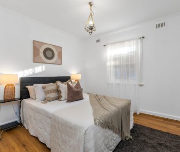 Clinker Brick Classic with a Fresh Modern Touch - Photo 4
