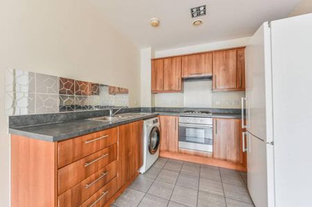 1 bedroom flat to rent - Photo 5