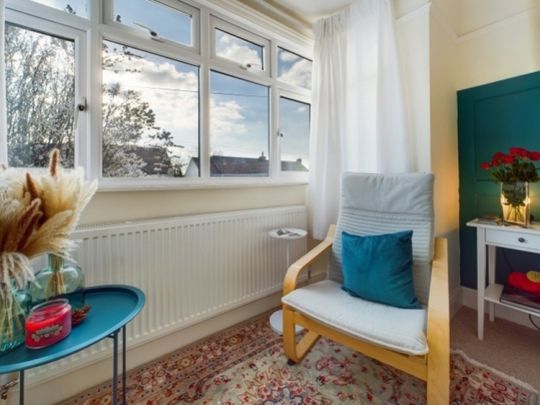 Mead Road, Leckhampton, Cheltenham, GL53 - Photo 1