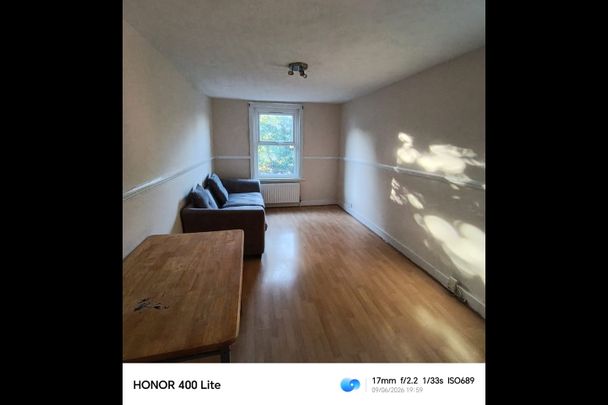 2 Bed Flat, Elliott Road, CR7 - Photo 1