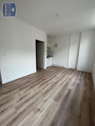 Location Appartement 2 pièces 30m² POITIERS 86000 - Photo 1