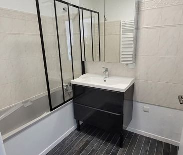 Location Appartement 2 pièces 44m² LILLE 59260 - Photo 2