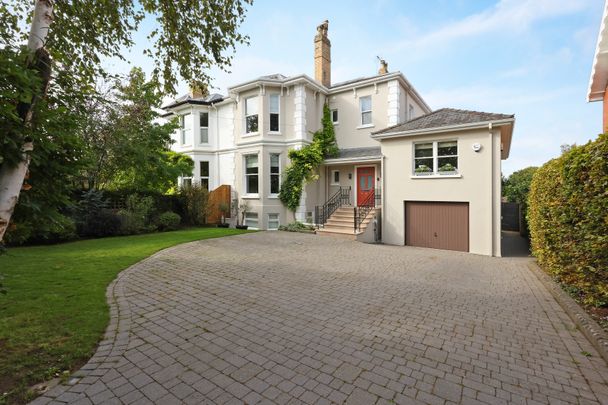 Moorend Grove, Cheltenham, Gloucestershire - Photo 1