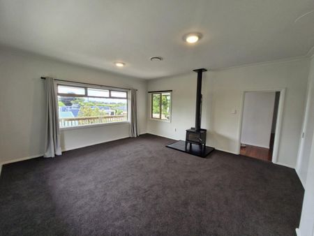 7A Woodleigh Street, Frankleigh Park, New Plymouth - Photo 2