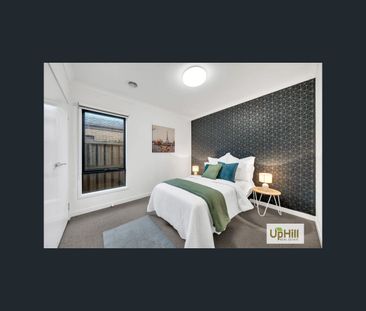 34 Compton way, Clyde North, Vic 3978 - Photo 6