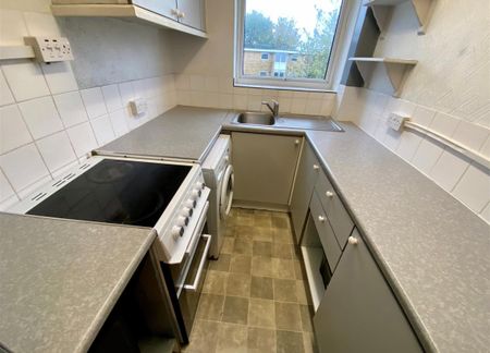 Langbay Court Walsgrave Coventry - Photo 5