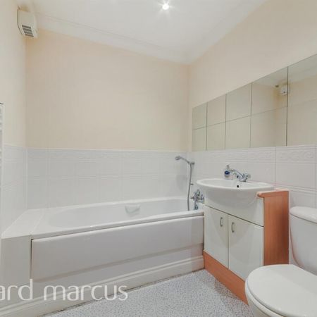 Woodcote Road, WALLINGTON - Photo 3