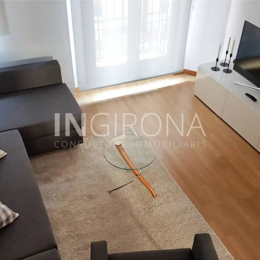 Piso de alquiler en Calle Anselm Clavé, Centre - Barri Vell - Photo 1