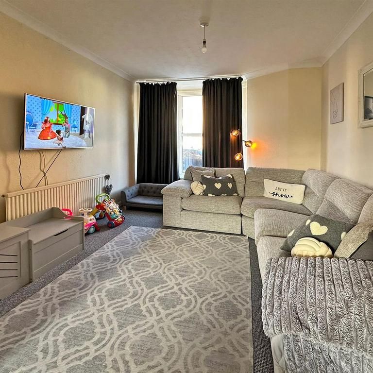 3 bedroom house to rent - Photo 1