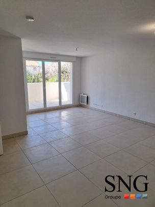 T3 AVEC TERRASSE ET PARKING - Photo 1