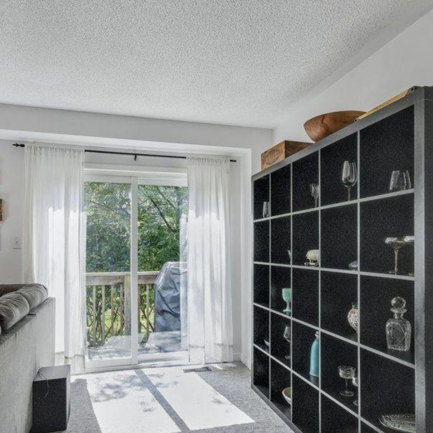 For Lease - 1035 Victoria Road Unit# 59, Guelph, Ontario - Photo 1