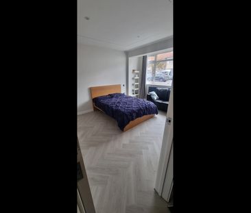 Room in a Shared House, Galpins Road, CR7 - Photo 4