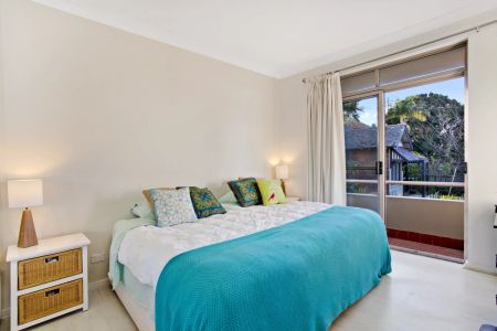 Security Apartment in Sun-Drenched Northern Rear - Photo 2