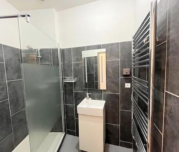 Location Appartement 2 pièces 73m² AVIGNON 84000 - Photo 4