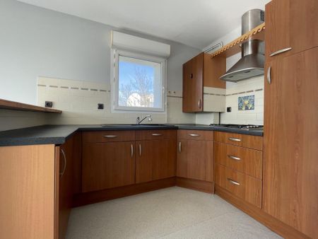 Appartement T3 à louer Chavagne - 60 m² - Photo 4