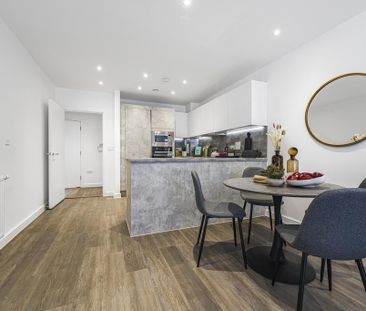 3 bedroom apartment to rent - Photo 4