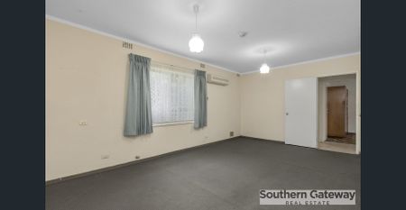 EASY CARE UNIT! - Photo 3