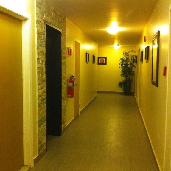 3 ET DEMI, TOUT RENOVE, CHAUFFAGE ET EAU CHAUDE INCLUS - Photo 1