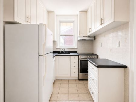 For Lease - 25 Ranleigh Avenue Unit# 2nd Floor unit, Toronto, Ontario - Photo 2