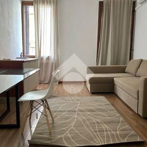 Monolocale in affitto - Photo 2
