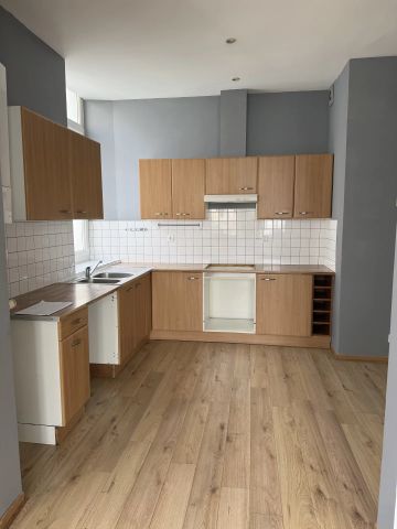 Location Appartement 4 pièces 90m² BOULOGNE SUR MER 62200 - Photo 3