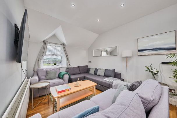 5 Dunluce Park (From Sept 2025), 48 Eglinton Street, Portrush, BT56 8DY - Photo 1