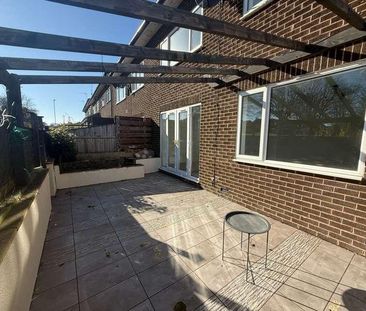 Sunny Blunts, Peterlee, County Durham, SR8 - Photo 4