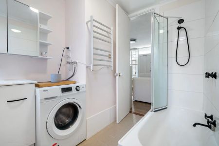 Love the location, live the bayside lifestyle – FURNISHED - Photo 5