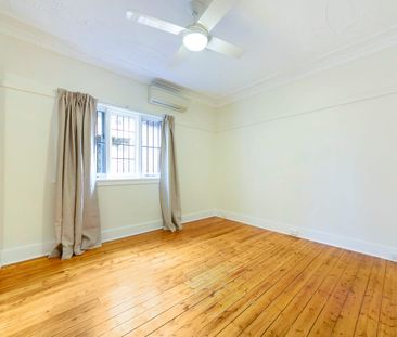 Renovated 3 bedroom home in leafy surrounds - Photo 2