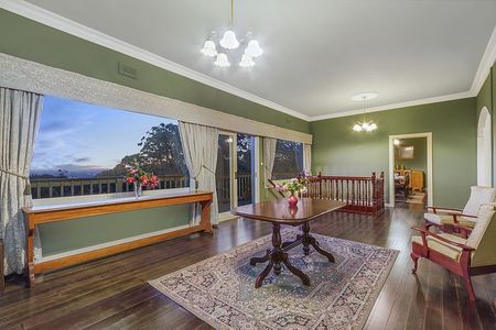 1940s Mansion with Magnificent Views & Sunsets - Photo 3