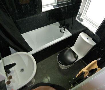 4 bedroom terraced house to rent - Photo 6