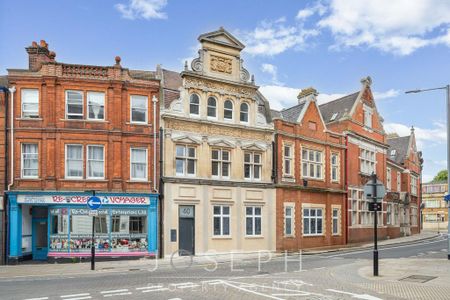 1 bedroom penthouse to rent - Photo 3