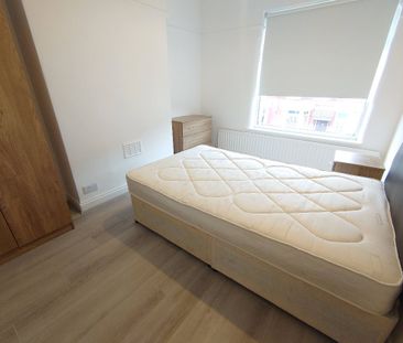 Whitland Rd, Kensington. - Photo 6