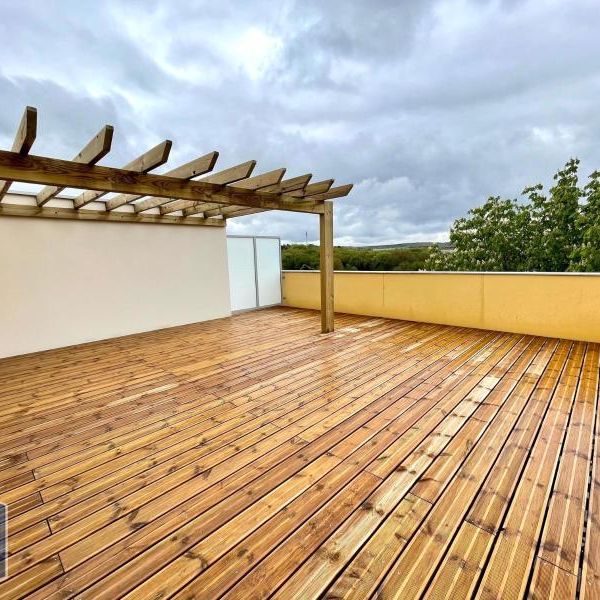 Location Appartement 3 pièces 66m² PETIT COURONNE 76650 - Photo 1