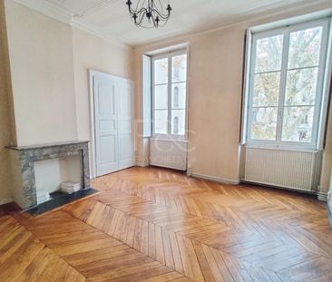 T3 de 93m² - Place Gailleton Lyon 2ème - Photo 1