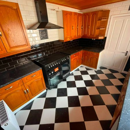 3 bed terraced house to rent in North Thorn, Shield Row, Stanley, County Durham, DH9 - Photo 3