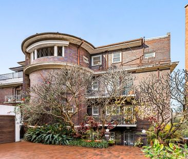 5 / 3 Holdsworth Avenue - Photo 1