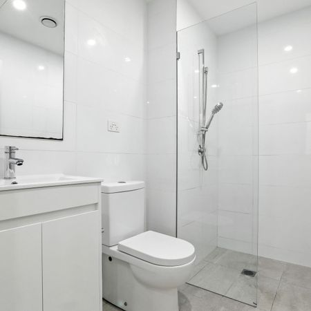 Modern Studio Apartment - Photo 4