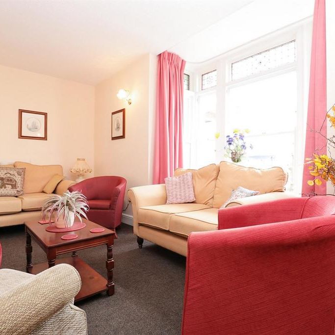 1 bedroom retirement property to rent - Photo 1