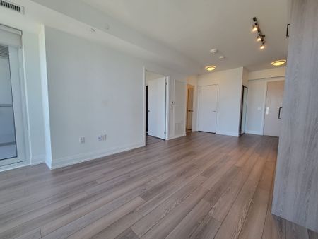 For Lease - 77 Mutual Street Unit# 3211, Toronto, Ontario - Photo 4