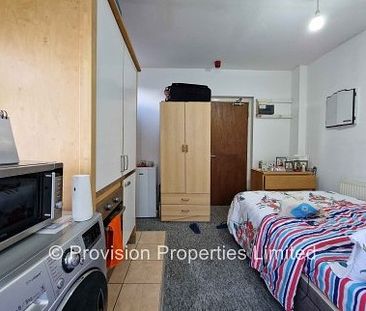 1 Bedroom Flats in Leeds - Photo 5