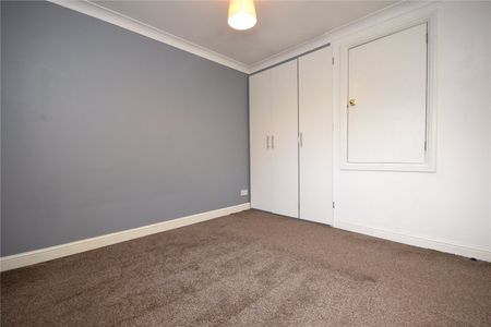 7, Martin Close, Morley, Leeds, West Yorkshire, LS27 8WF - Photo 2