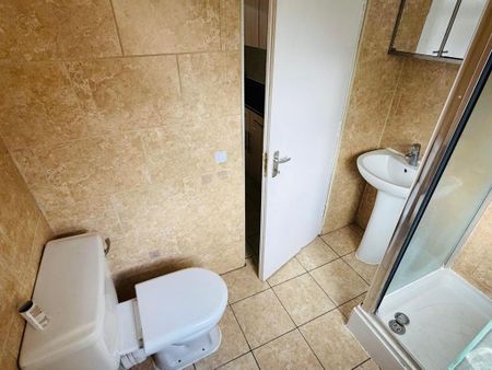 1 bedroom flat to rent - Photo 4