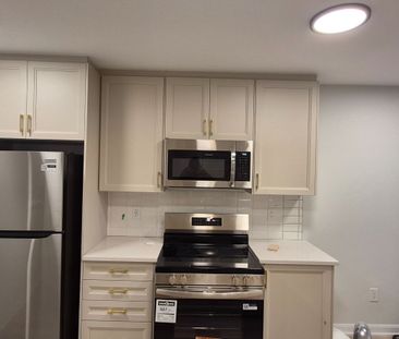 For Lease - 401 Glenroy Gilbert Drive Unit# 1, Barrhaven, Ontario - Photo 4