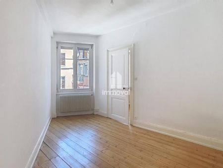 Location Appartement 4 pièces 81m² STRASBOURG 67000 - Photo 2