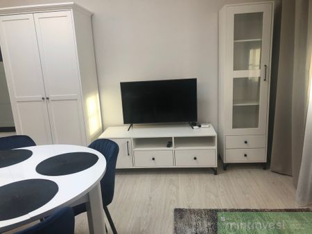 Kawalerka w Centrum z Klimatyzacją - Photo 3