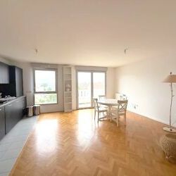 Location Appartement 5 pièces 85 m2 à Combs-la-Ville - Photo 1