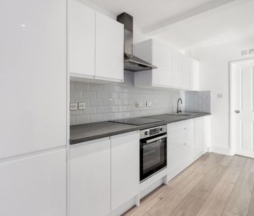 1 bedroom Flat To Let - Photo 5