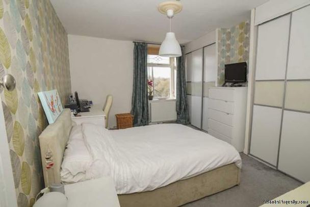 3 bedroom property to rent in Bolton - Photo 1