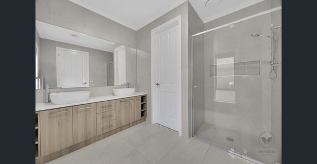 ✨🏡 Brand-New Family Home with Space, Style & Smart Design in Melton!! With Multiple Living Rooms and Study Nook!! - Photo 1